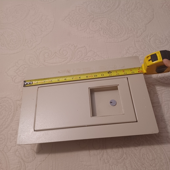 Wall safe HPC WS-100, hidden wall safe - Picture 8 of 13